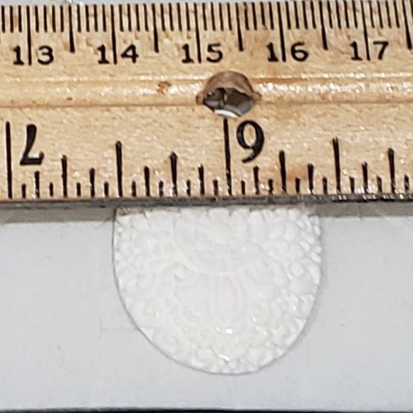 Bali inspired carved floral pendant & chain in 925 Sterling Silver 22" long - Picture 4 of 5